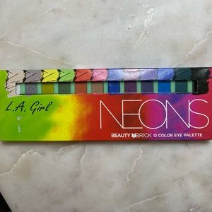 LA GIRL BEAUTY BRICK EYESHADOW COLLECTION NEONS